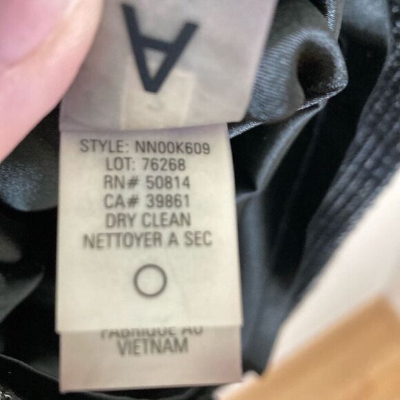 Elie Tahari Sleeveless Dress Style NN00K609‎ Size 2 - Picture 5 of 13